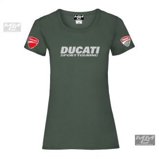 Zilvergrijs gekleurde opdruk "Ducati SportTouring"op een donkergroen T-shirt.